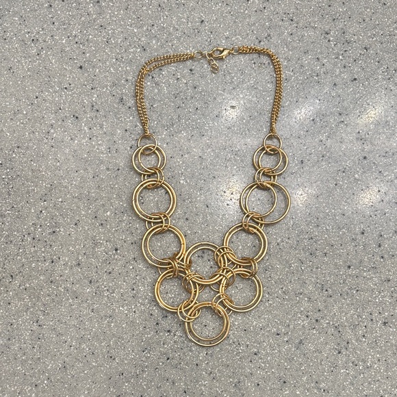 Paparazzi Gold Interlinked Circle Necklace - Picture 1 of 2